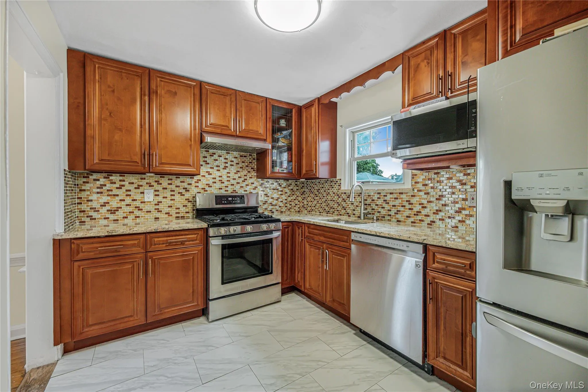 53 Holly Street, Yonkers, NY, 3 Bedrooms Bedrooms, 9 Rooms Rooms,1 BathroomBathrooms,Residential,For Rent,Holly,0,1024123 53 Holly Street, Yonkers, NY, 3 Bedrooms Bedrooms, 9 Rooms Rooms,1 BathroomBathrooms,Residential,For Rent,Holly,0,1024123