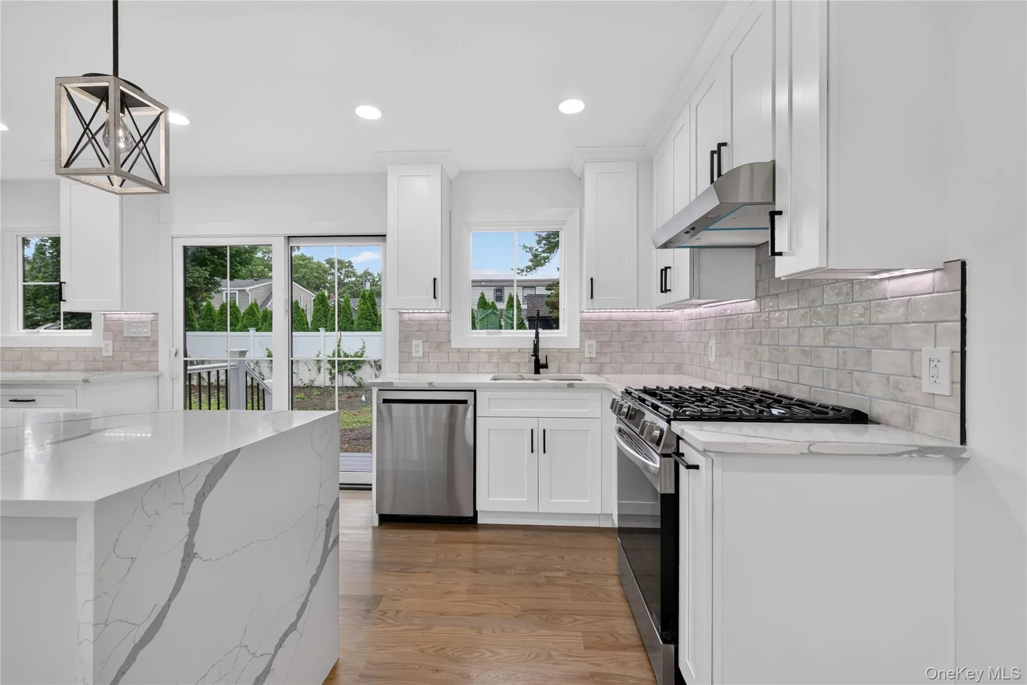 238 Oak Street, Oyster Bay, NY, 5 Bedrooms Bedrooms, 18 Rooms Rooms,4 BathroomsBathrooms,Residential,For Rent,Oak,0,1024129 238 Oak Street, Oyster Bay, NY, 5 Bedrooms Bedrooms, 18 Rooms Rooms,4 BathroomsBathrooms,Residential,For Rent,Oak,0,1024129