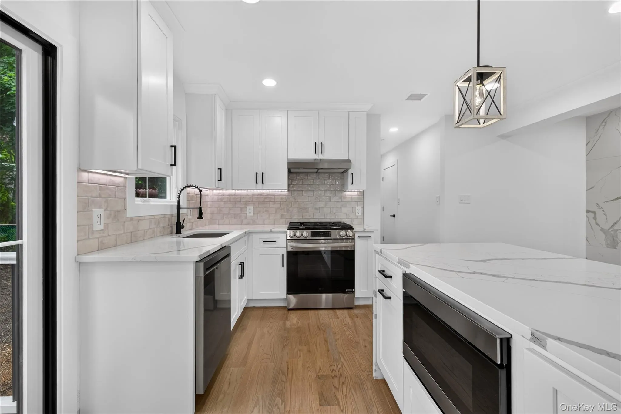 238 Oak Street, Oyster Bay, NY, 5 Bedrooms Bedrooms, 18 Rooms Rooms,4 BathroomsBathrooms,Residential,For Rent,Oak,0,1024129 238 Oak Street, Oyster Bay, NY, 5 Bedrooms Bedrooms, 18 Rooms Rooms,4 BathroomsBathrooms,Residential,For Rent,Oak,0,1024129