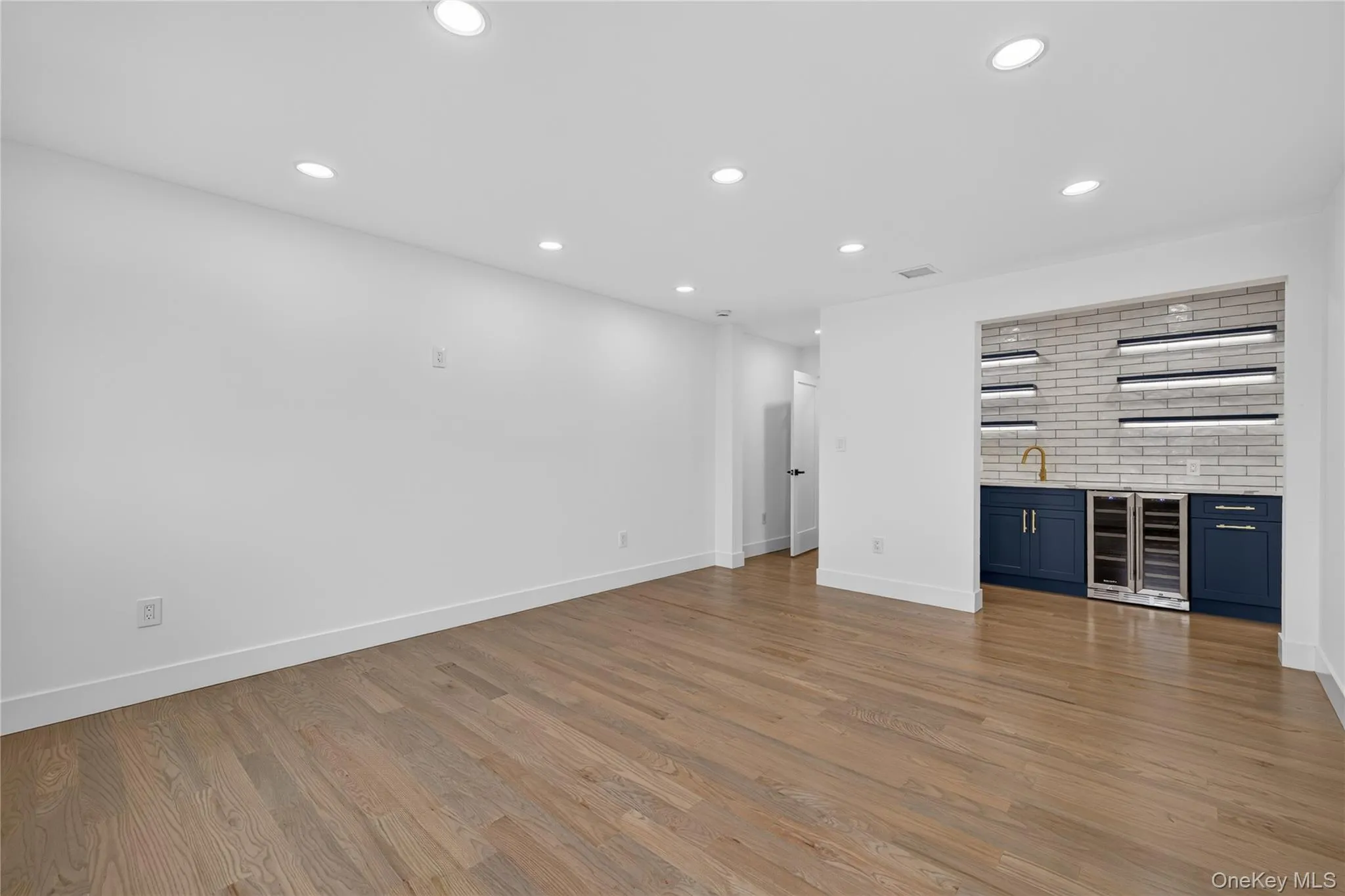 238 Oak Street, Oyster Bay, NY, 5 Bedrooms Bedrooms, 18 Rooms Rooms,4 BathroomsBathrooms,Residential,For Rent,Oak,0,1024129 238 Oak Street, Oyster Bay, NY, 5 Bedrooms Bedrooms, 18 Rooms Rooms,4 BathroomsBathrooms,Residential,For Rent,Oak,0,1024129