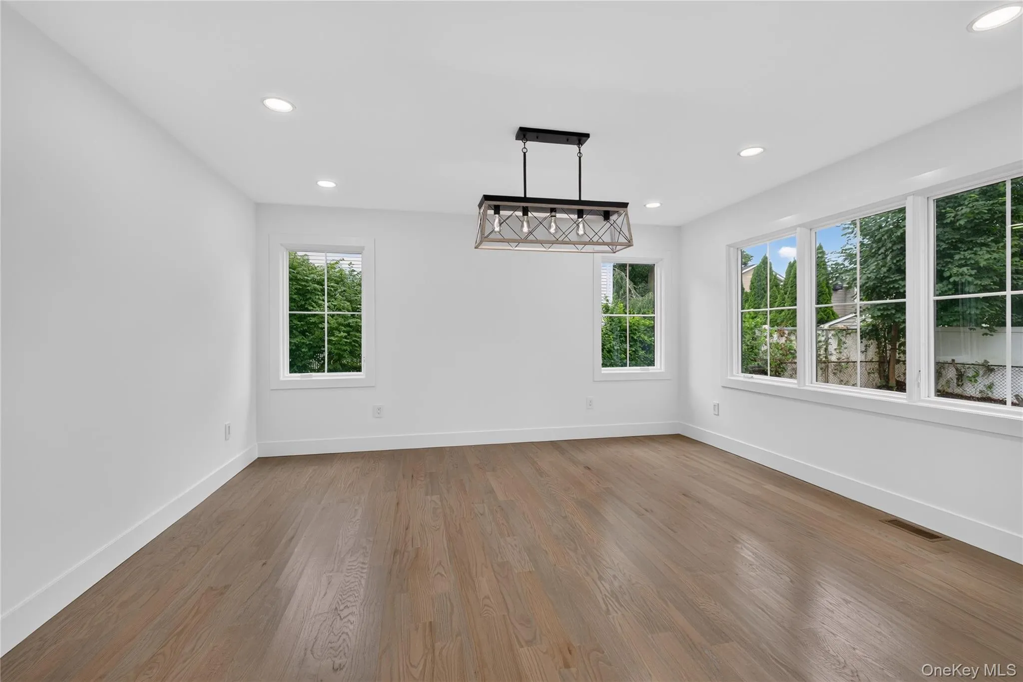 238 Oak Street, Oyster Bay, NY, 5 Bedrooms Bedrooms, 18 Rooms Rooms,4 BathroomsBathrooms,Residential,For Rent,Oak,0,1024129 238 Oak Street, Oyster Bay, NY, 5 Bedrooms Bedrooms, 18 Rooms Rooms,4 BathroomsBathrooms,Residential,For Rent,Oak,0,1024129