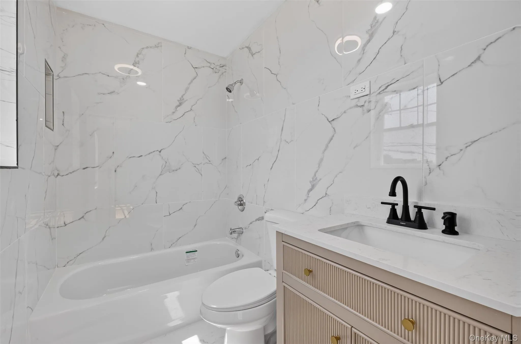 139 Miller Avenue, Babylon, NY, 5 Bedrooms Bedrooms, 12 Rooms Rooms,4 BathroomsBathrooms,Residential,For Rent,Miller,0,1024130 139 Miller Avenue, Babylon, NY, 5 Bedrooms Bedrooms, 12 Rooms Rooms,4 BathroomsBathrooms,Residential,For Rent,Miller,0,1024130