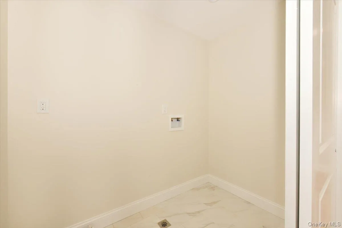 44 Bell Street, Hempstead, NY, 4 Bedrooms Bedrooms, 7 Rooms Rooms,3 BathroomsBathrooms,Residential,For Rent,Bell,0,1024132 44 Bell Street, Hempstead, NY, 4 Bedrooms Bedrooms, 7 Rooms Rooms,3 BathroomsBathrooms,Residential,For Rent,Bell,0,1024132