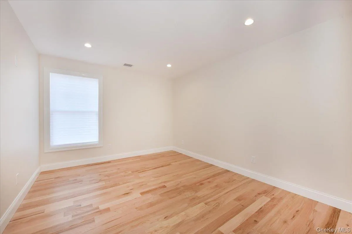 44 Bell Street, Hempstead, NY, 4 Bedrooms Bedrooms, 7 Rooms Rooms,3 BathroomsBathrooms,Residential,For Rent,Bell,0,1024132 44 Bell Street, Hempstead, NY, 4 Bedrooms Bedrooms, 7 Rooms Rooms,3 BathroomsBathrooms,Residential,For Rent,Bell,0,1024132