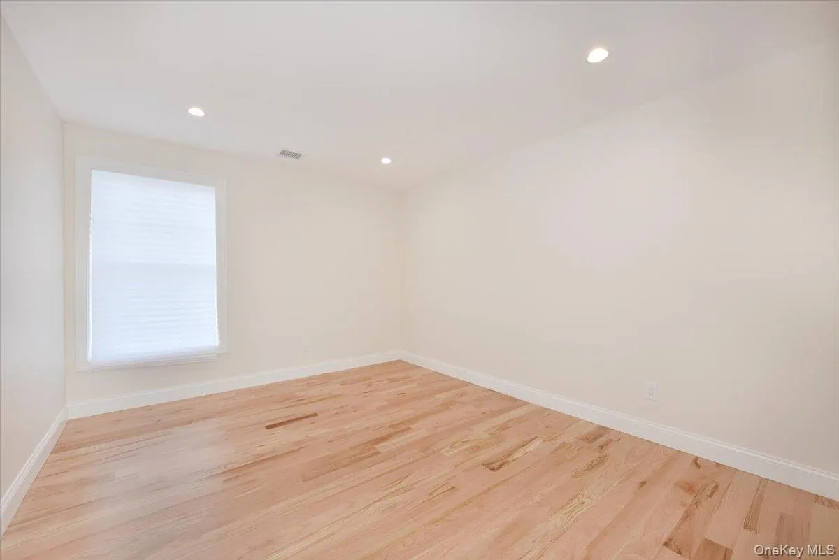 44 Bell Street, Hempstead, NY, 4 Bedrooms Bedrooms, 7 Rooms Rooms,3 BathroomsBathrooms,Residential,For Rent,Bell,0,1024132 44 Bell Street, Hempstead, NY, 4 Bedrooms Bedrooms, 7 Rooms Rooms,3 BathroomsBathrooms,Residential,For Rent,Bell,0,1024132