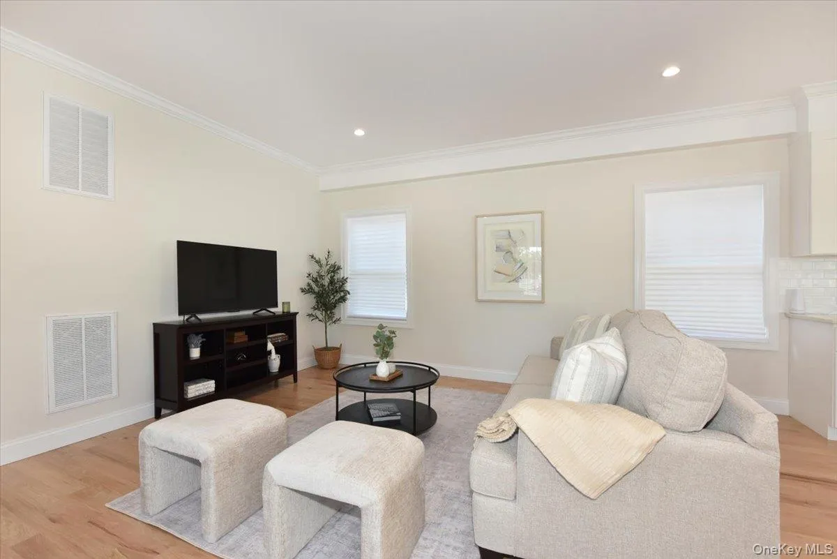 44 Bell Street, Hempstead, NY, 4 Bedrooms Bedrooms, 7 Rooms Rooms,3 BathroomsBathrooms,Residential,For Rent,Bell,0,1024132 44 Bell Street, Hempstead, NY, 4 Bedrooms Bedrooms, 7 Rooms Rooms,3 BathroomsBathrooms,Residential,For Rent,Bell,0,1024132
