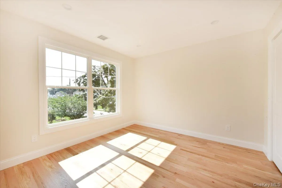 44 Bell Street, Hempstead, NY, 4 Bedrooms Bedrooms, 7 Rooms Rooms,3 BathroomsBathrooms,Residential,For Rent,Bell,0,1024132 44 Bell Street, Hempstead, NY, 4 Bedrooms Bedrooms, 7 Rooms Rooms,3 BathroomsBathrooms,Residential,For Rent,Bell,0,1024132