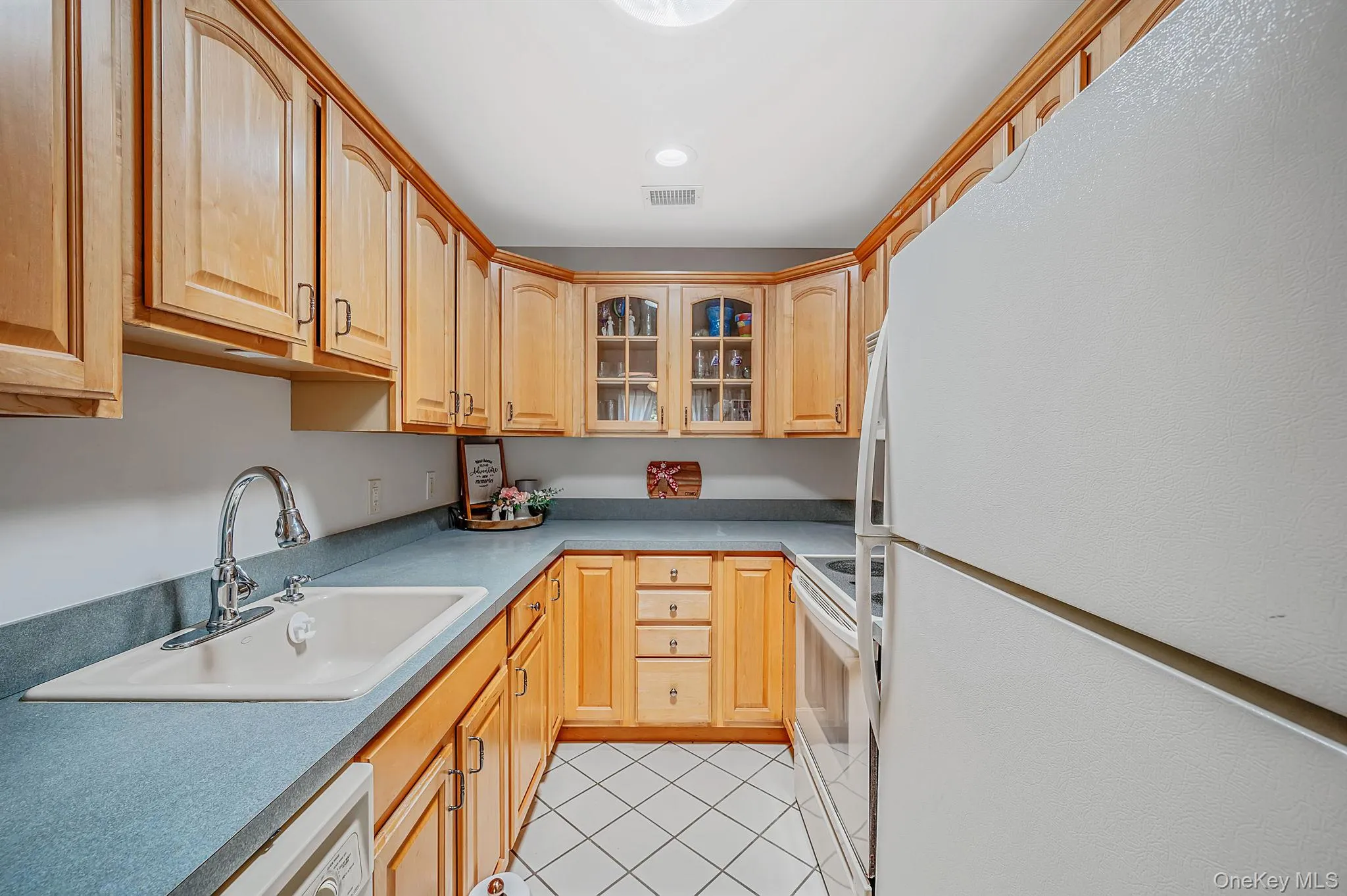 855 Skyline Drive, Brookhaven, NY, 2 Bedrooms Bedrooms, 5 Rooms Rooms,2 BathroomsBathrooms,Residential Lease,For Rent,Skyline,0,1024138 855 Skyline Drive, Brookhaven, NY, 2 Bedrooms Bedrooms, 5 Rooms Rooms,2 BathroomsBathrooms,Residential Lease,For Rent,Skyline,0,1024138