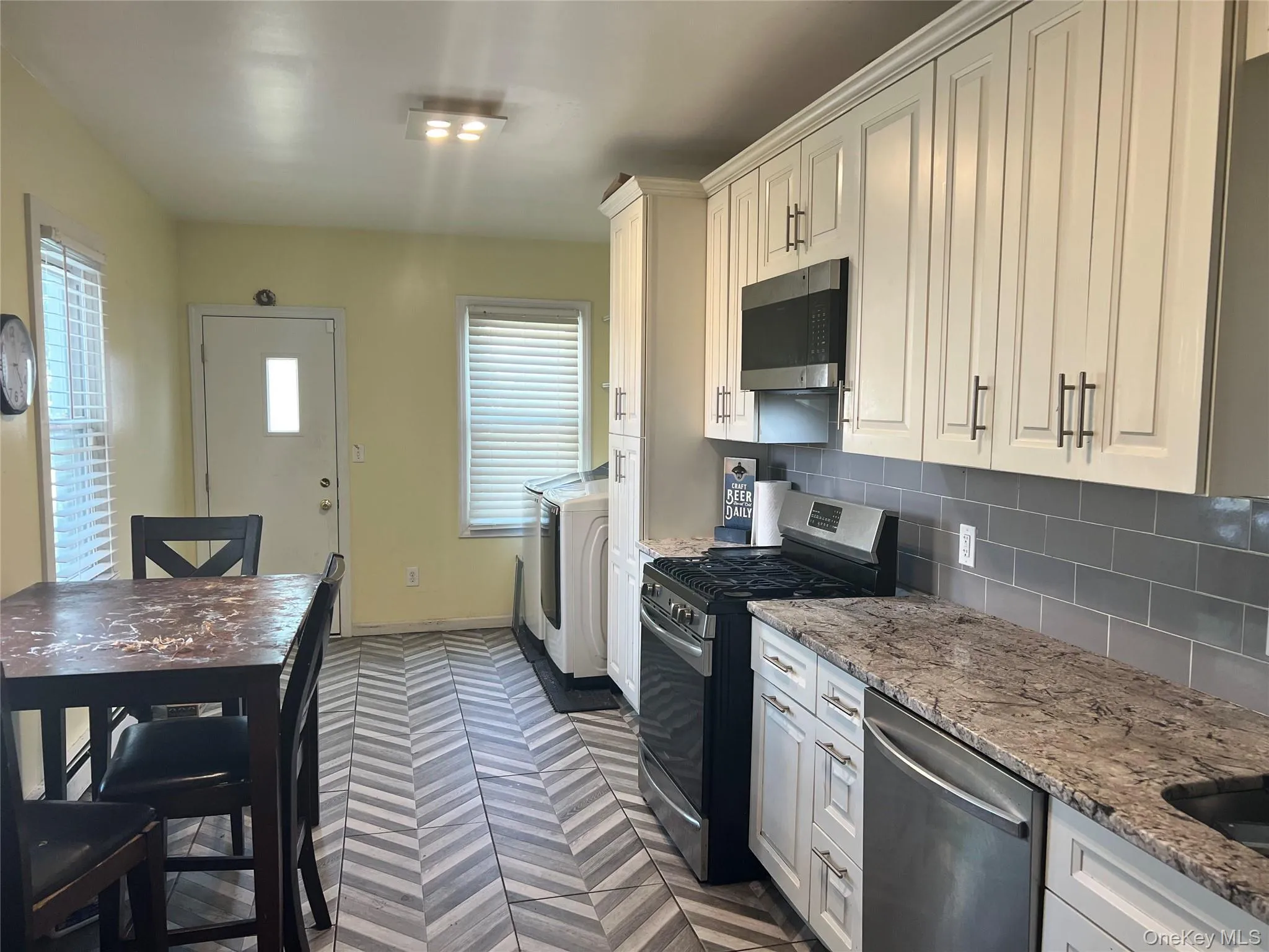 160-06 111th Avenue, New York, NY, 4 Bedrooms Bedrooms, 9 Rooms Rooms,2 BathroomsBathrooms,Residential,For Rent,111th,0,1024139 160-06 111th Avenue, New York, NY, 4 Bedrooms Bedrooms, 9 Rooms Rooms,2 BathroomsBathrooms,Residential,For Rent,111th,0,1024139