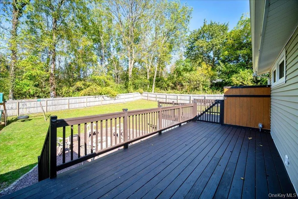 63 Martin Road, Pleasant Valley, NY, 3 Bedrooms Bedrooms, 9 Rooms Rooms,1 BathroomBathrooms,Residential,For Rent,Martin,0,1024143 63 Martin Road, Pleasant Valley, NY, 3 Bedrooms Bedrooms, 9 Rooms Rooms,1 BathroomBathrooms,Residential,For Rent,Martin,0,1024143