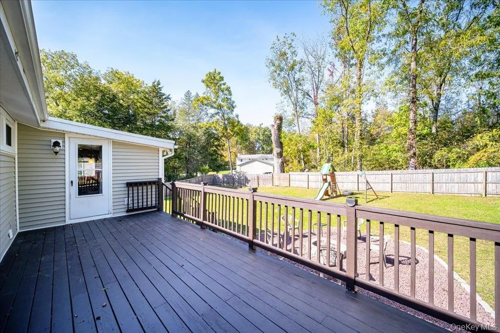 63 Martin Road, Pleasant Valley, NY, 3 Bedrooms Bedrooms, 9 Rooms Rooms,1 BathroomBathrooms,Residential,For Rent,Martin,0,1024143 63 Martin Road, Pleasant Valley, NY, 3 Bedrooms Bedrooms, 9 Rooms Rooms,1 BathroomBathrooms,Residential,For Rent,Martin,0,1024143