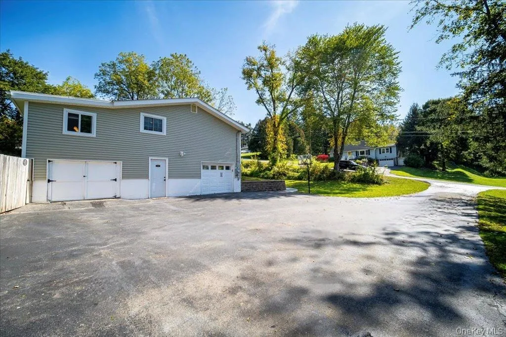 63 Martin Road, Pleasant Valley, NY, 3 Bedrooms Bedrooms, 9 Rooms Rooms,1 BathroomBathrooms,Residential,For Rent,Martin,0,1024143 63 Martin Road, Pleasant Valley, NY, 3 Bedrooms Bedrooms, 9 Rooms Rooms,1 BathroomBathrooms,Residential,For Rent,Martin,0,1024143