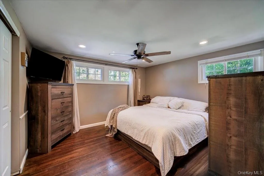 63 Martin Road, Pleasant Valley, NY, 3 Bedrooms Bedrooms, 9 Rooms Rooms,1 BathroomBathrooms,Residential,For Rent,Martin,0,1024143 63 Martin Road, Pleasant Valley, NY, 3 Bedrooms Bedrooms, 9 Rooms Rooms,1 BathroomBathrooms,Residential,For Rent,Martin,0,1024143