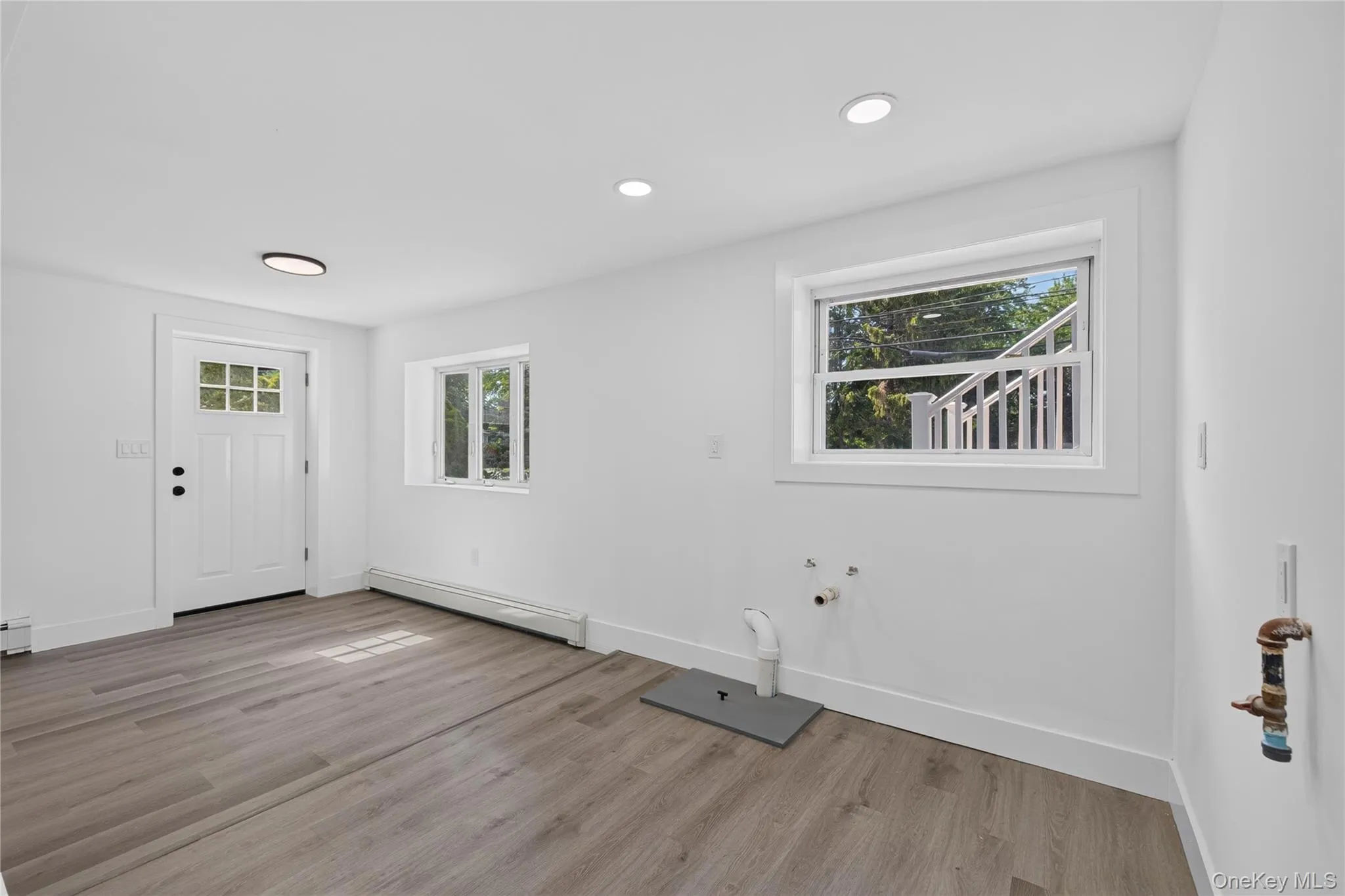 42 Crestwood Lane, Brookhaven, NY, 5 Bedrooms Bedrooms, 13 Rooms Rooms,3 BathroomsBathrooms,Residential,For Rent,Crestwood,0,1024144 42 Crestwood Lane, Brookhaven, NY, 5 Bedrooms Bedrooms, 13 Rooms Rooms,3 BathroomsBathrooms,Residential,For Rent,Crestwood,0,1024144