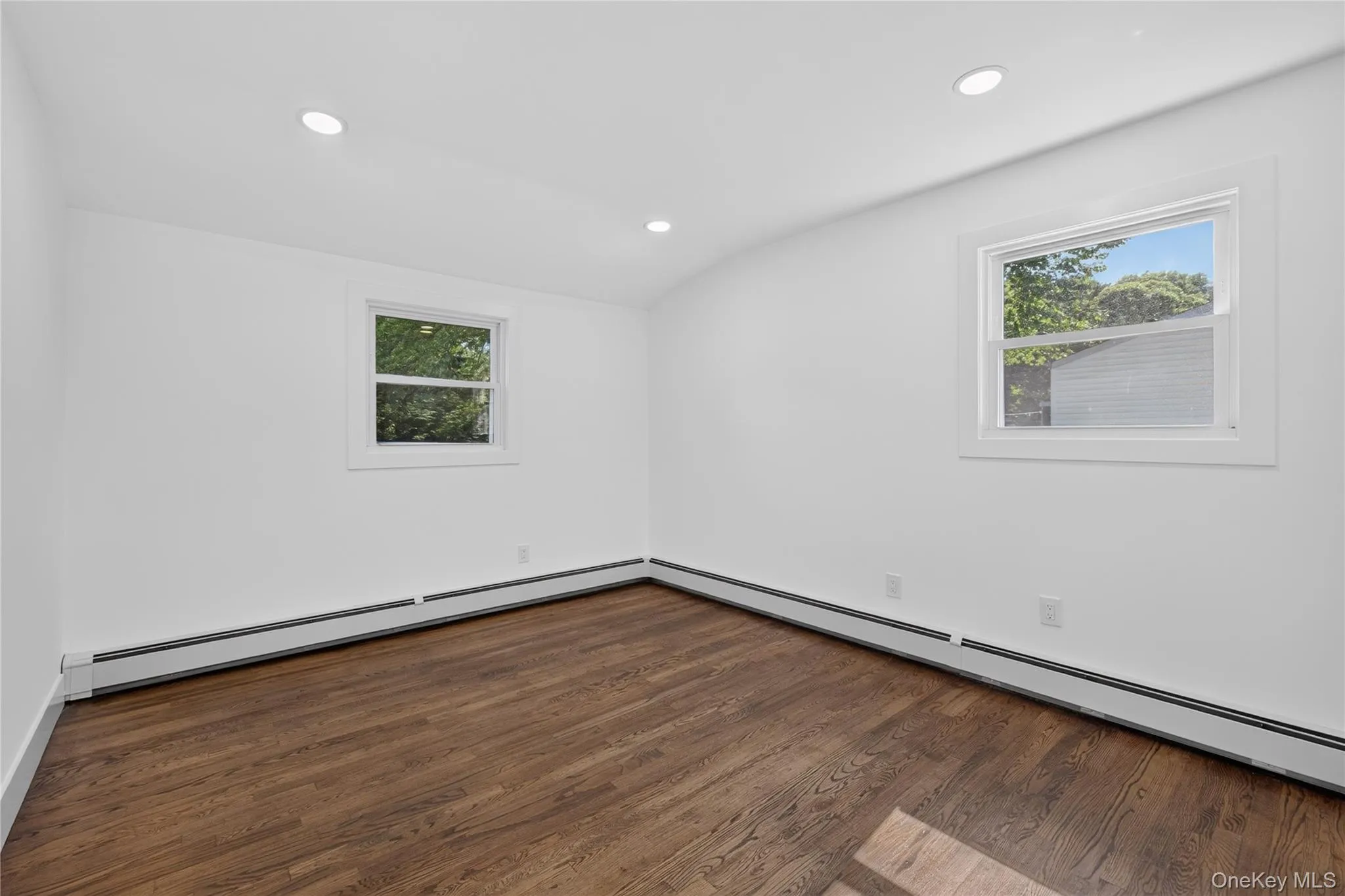 42 Crestwood Lane, Brookhaven, NY, 5 Bedrooms Bedrooms, 13 Rooms Rooms,3 BathroomsBathrooms,Residential,For Rent,Crestwood,0,1024144 42 Crestwood Lane, Brookhaven, NY, 5 Bedrooms Bedrooms, 13 Rooms Rooms,3 BathroomsBathrooms,Residential,For Rent,Crestwood,0,1024144