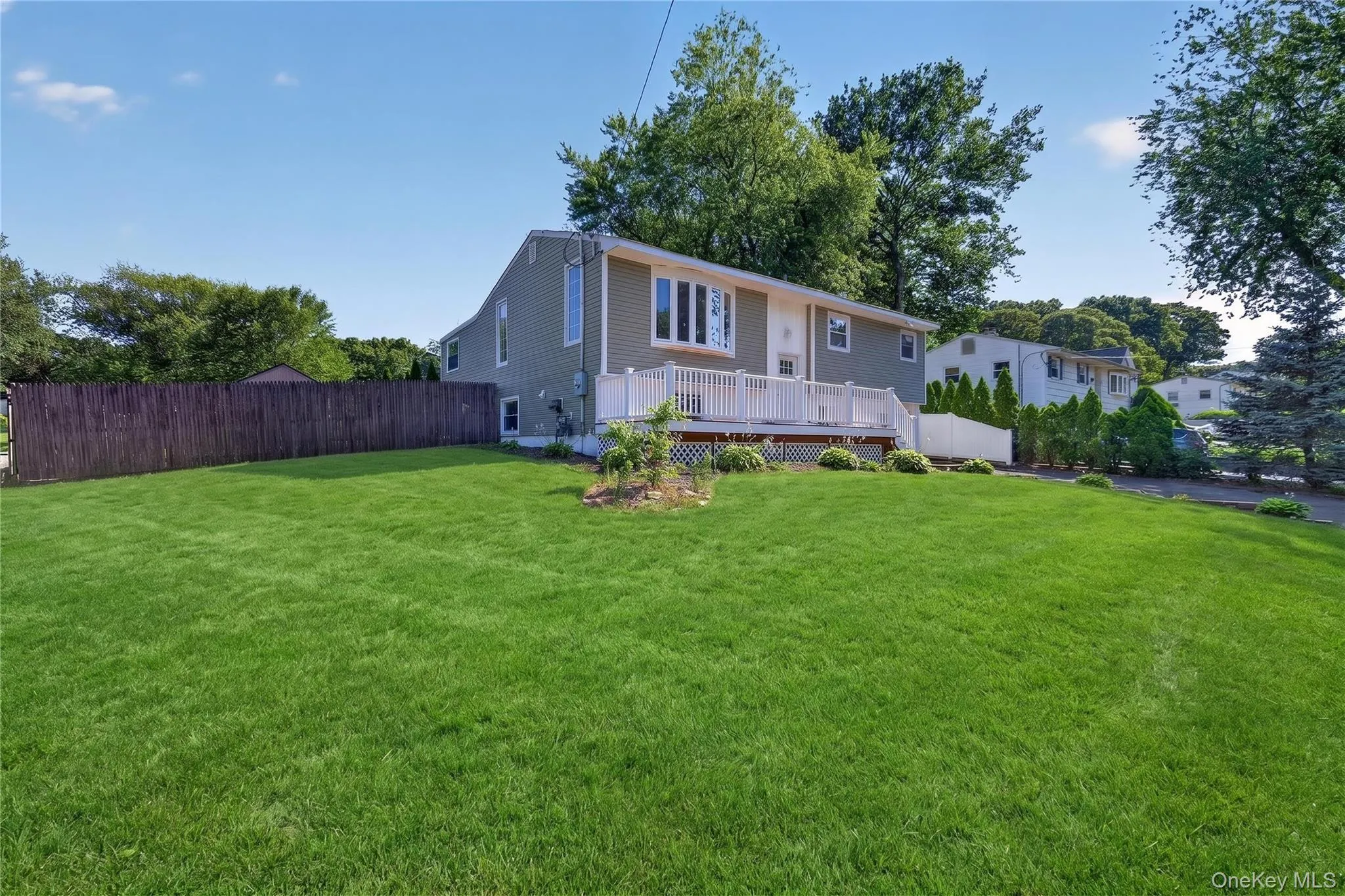 42 Crestwood Lane, Brookhaven, NY, 5 Bedrooms Bedrooms, 13 Rooms Rooms,3 BathroomsBathrooms,Residential,For Rent,Crestwood,0,1024144 42 Crestwood Lane, Brookhaven, NY, 5 Bedrooms Bedrooms, 13 Rooms Rooms,3 BathroomsBathrooms,Residential,For Rent,Crestwood,0,1024144