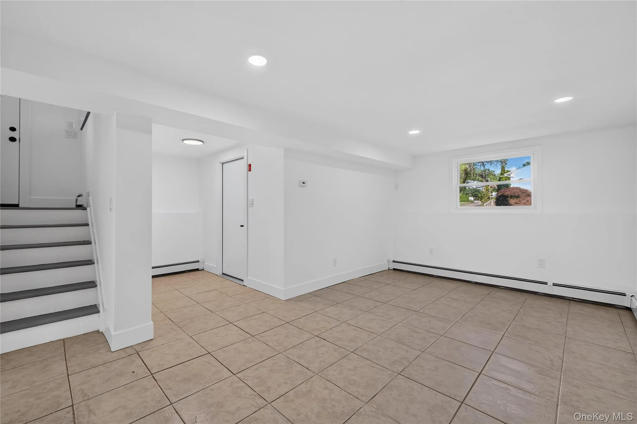 42 Crestwood Lane, Brookhaven, NY, 5 Bedrooms Bedrooms, 13 Rooms Rooms,3 BathroomsBathrooms,Residential,For Rent,Crestwood,0,1024144 42 Crestwood Lane, Brookhaven, NY, 5 Bedrooms Bedrooms, 13 Rooms Rooms,3 BathroomsBathrooms,Residential,For Rent,Crestwood,0,1024144