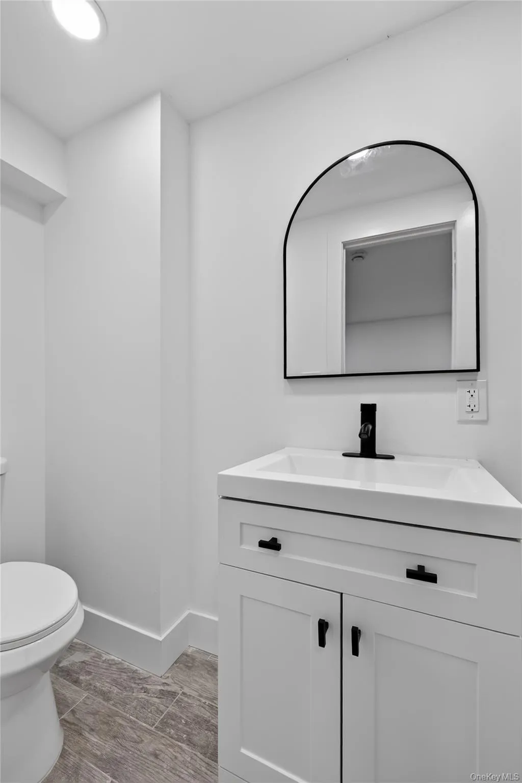 42 Crestwood Lane, Brookhaven, NY, 5 Bedrooms Bedrooms, 13 Rooms Rooms,3 BathroomsBathrooms,Residential,For Rent,Crestwood,0,1024144 42 Crestwood Lane, Brookhaven, NY, 5 Bedrooms Bedrooms, 13 Rooms Rooms,3 BathroomsBathrooms,Residential,For Rent,Crestwood,0,1024144