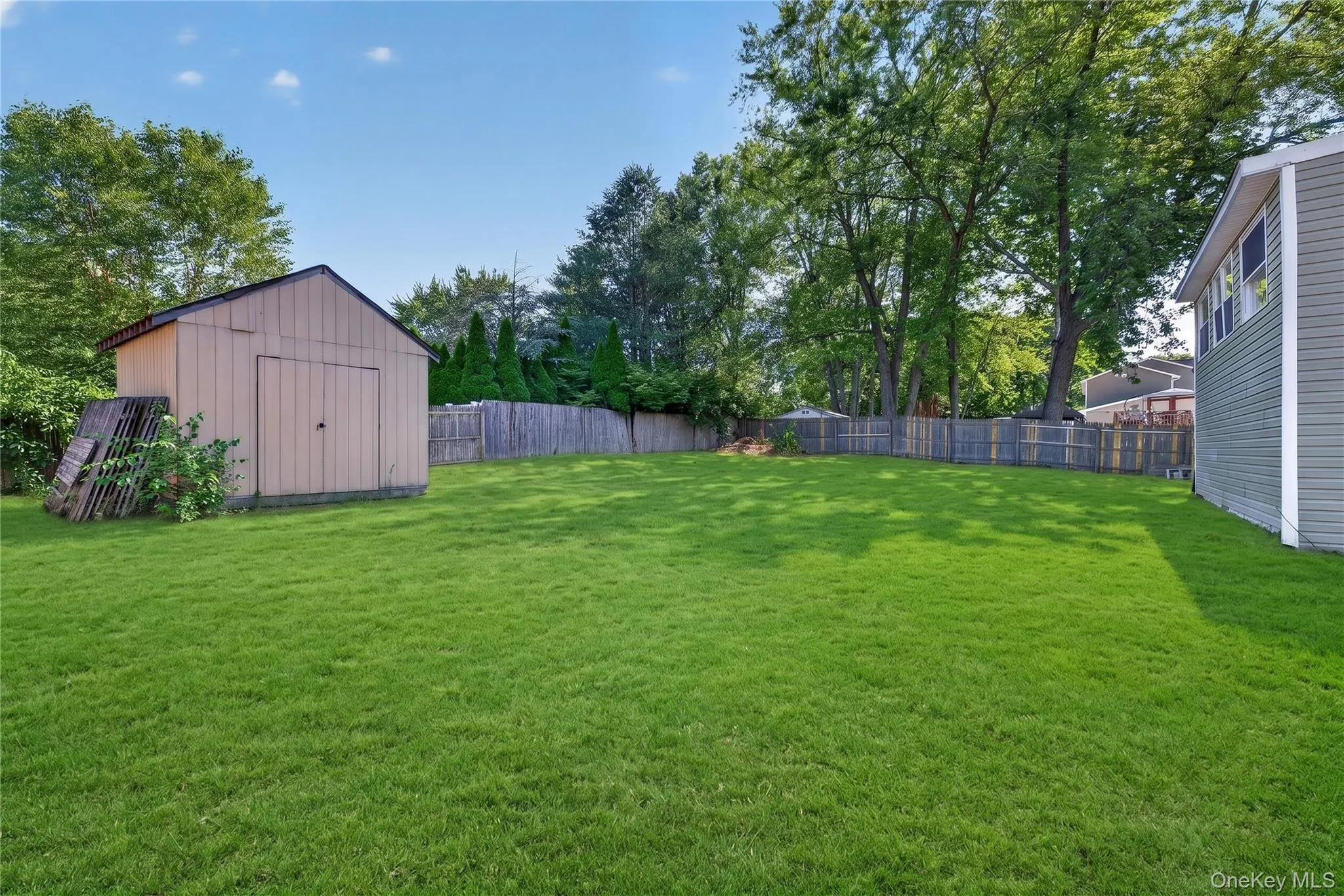 42 Crestwood Lane, Brookhaven, NY, 5 Bedrooms Bedrooms, 13 Rooms Rooms,3 BathroomsBathrooms,Residential,For Rent,Crestwood,0,1024144 42 Crestwood Lane, Brookhaven, NY, 5 Bedrooms Bedrooms, 13 Rooms Rooms,3 BathroomsBathrooms,Residential,For Rent,Crestwood,0,1024144