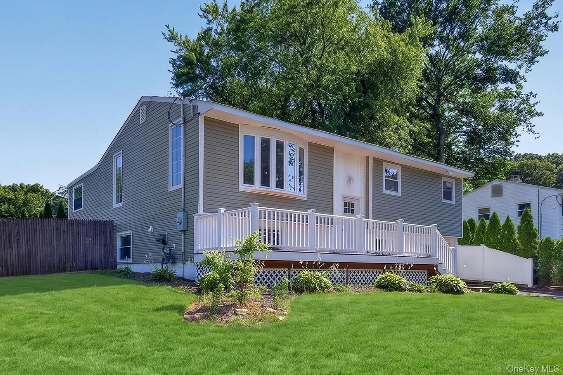 42 Crestwood Lane, Brookhaven, NY, 5 Bedrooms Bedrooms, 13 Rooms Rooms,3 BathroomsBathrooms,Residential,For Rent,Crestwood,0,1024144 42 Crestwood Lane, Brookhaven, NY, 5 Bedrooms Bedrooms, 13 Rooms Rooms,3 BathroomsBathrooms,Residential,For Rent,Crestwood,0,1024144