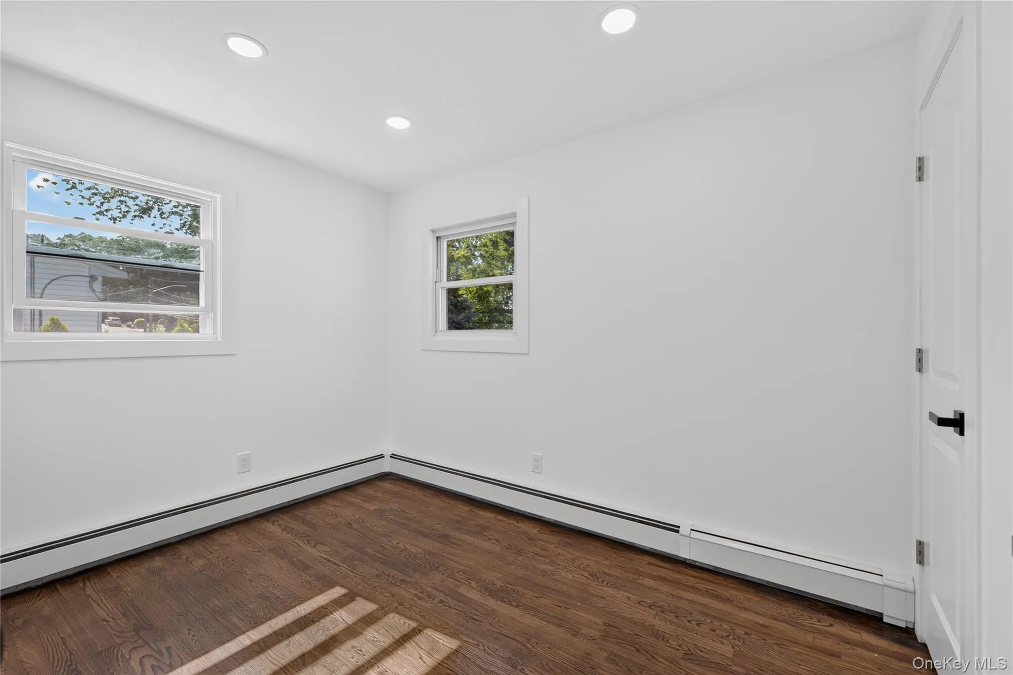 42 Crestwood Lane, Brookhaven, NY, 5 Bedrooms Bedrooms, 13 Rooms Rooms,3 BathroomsBathrooms,Residential,For Rent,Crestwood,0,1024144 42 Crestwood Lane, Brookhaven, NY, 5 Bedrooms Bedrooms, 13 Rooms Rooms,3 BathroomsBathrooms,Residential,For Rent,Crestwood,0,1024144