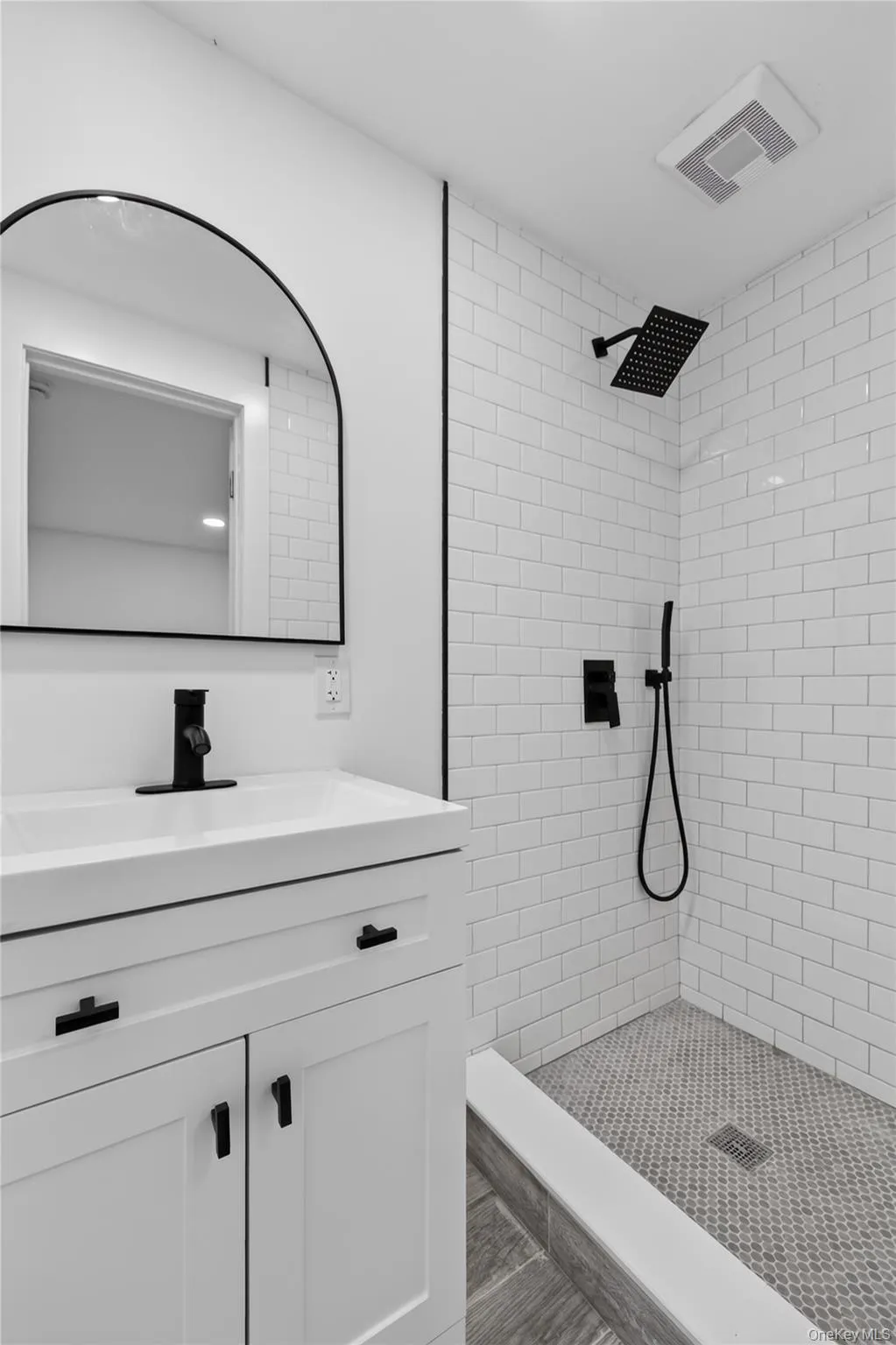 42 Crestwood Lane, Brookhaven, NY, 5 Bedrooms Bedrooms, 13 Rooms Rooms,3 BathroomsBathrooms,Residential,For Rent,Crestwood,0,1024144 42 Crestwood Lane, Brookhaven, NY, 5 Bedrooms Bedrooms, 13 Rooms Rooms,3 BathroomsBathrooms,Residential,For Rent,Crestwood,0,1024144