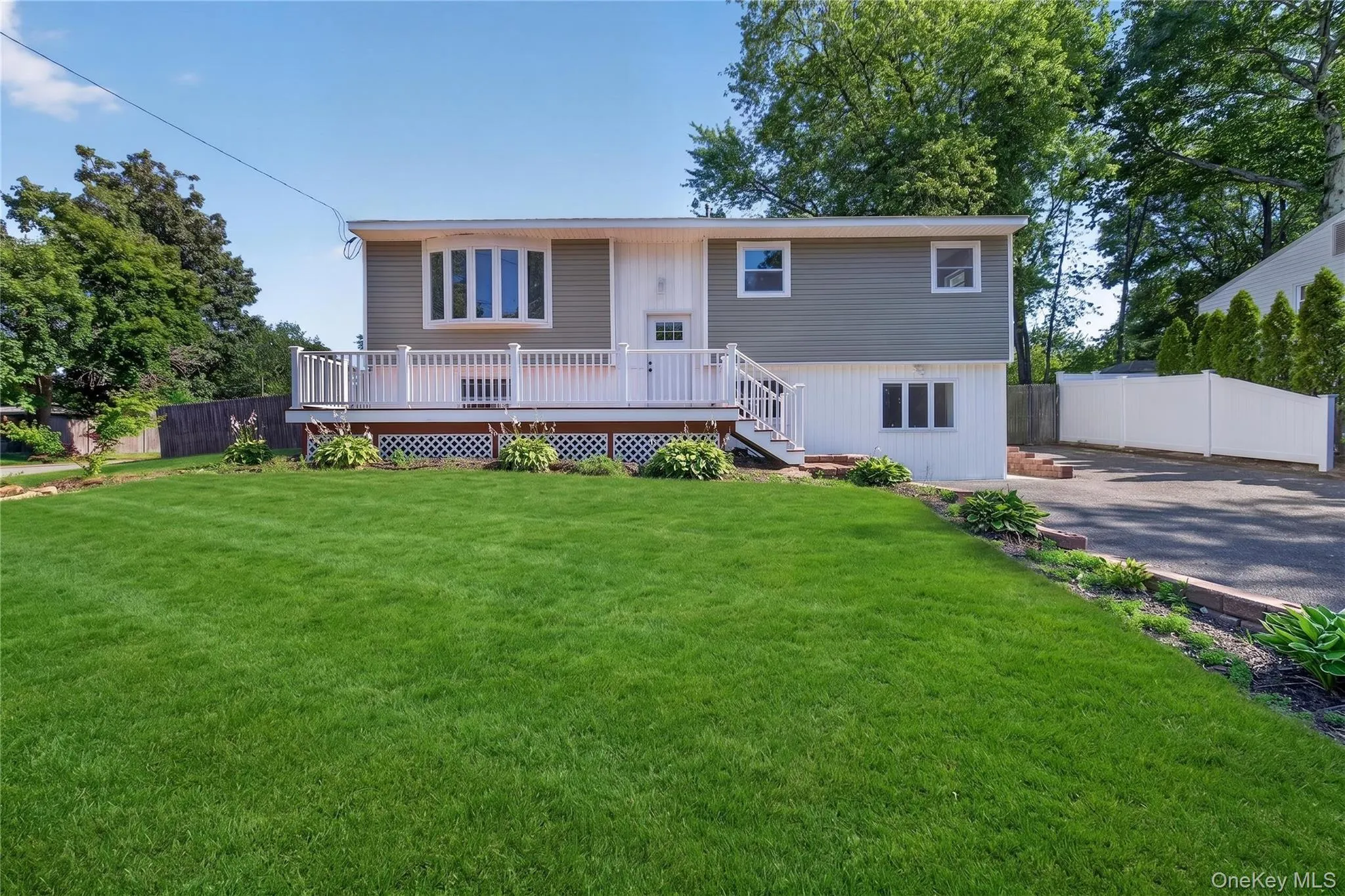 42 Crestwood Lane, Brookhaven, NY, 5 Bedrooms Bedrooms, 13 Rooms Rooms,3 BathroomsBathrooms,Residential,For Rent,Crestwood,0,1024144 42 Crestwood Lane, Brookhaven, NY, 5 Bedrooms Bedrooms, 13 Rooms Rooms,3 BathroomsBathrooms,Residential,For Rent,Crestwood,0,1024144