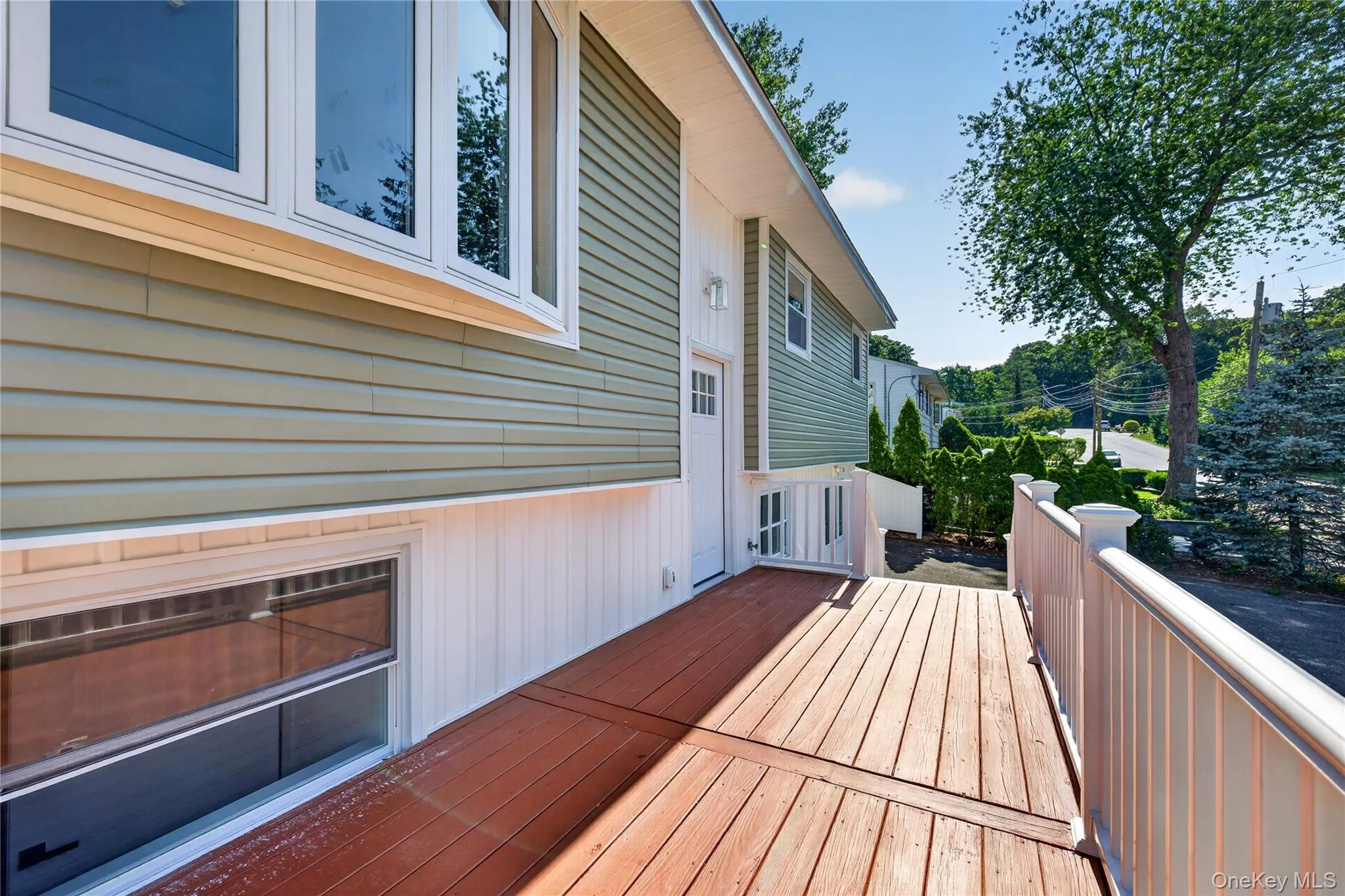 42 Crestwood Lane, Brookhaven, NY, 5 Bedrooms Bedrooms, 13 Rooms Rooms,3 BathroomsBathrooms,Residential,For Rent,Crestwood,0,1024144 42 Crestwood Lane, Brookhaven, NY, 5 Bedrooms Bedrooms, 13 Rooms Rooms,3 BathroomsBathrooms,Residential,For Rent,Crestwood,0,1024144
