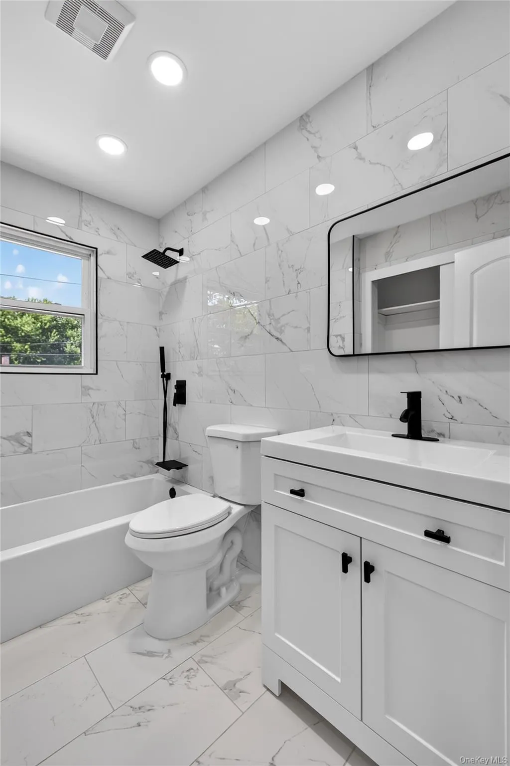 42 Crestwood Lane, Brookhaven, NY, 5 Bedrooms Bedrooms, 13 Rooms Rooms,3 BathroomsBathrooms,Residential,For Rent,Crestwood,0,1024144 42 Crestwood Lane, Brookhaven, NY, 5 Bedrooms Bedrooms, 13 Rooms Rooms,3 BathroomsBathrooms,Residential,For Rent,Crestwood,0,1024144
