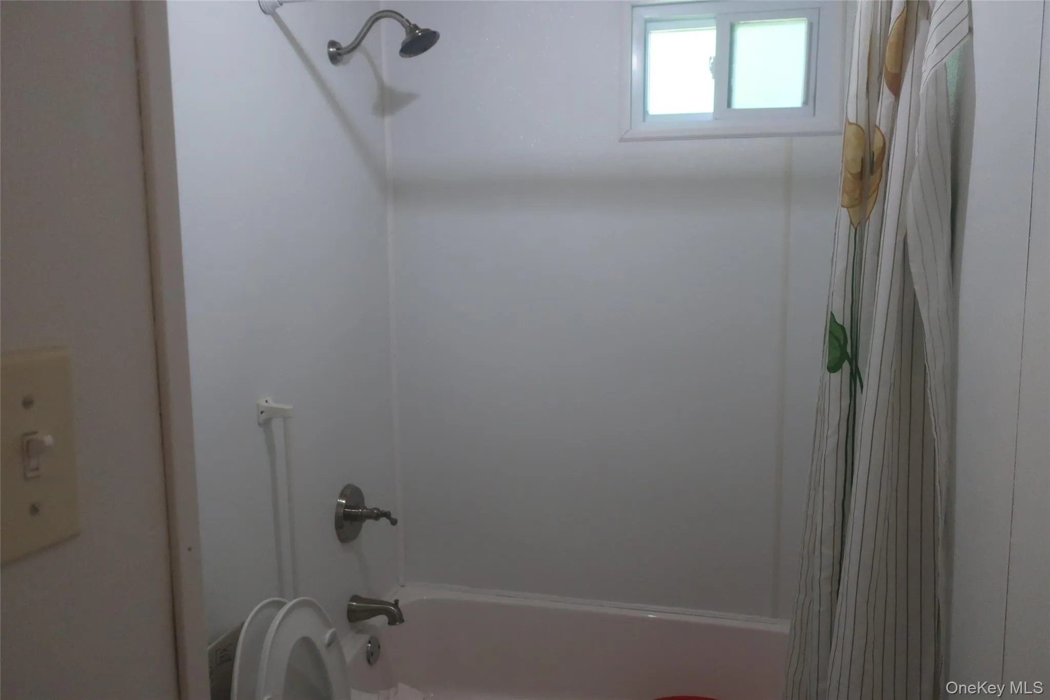 25 Lew Street, Fallsburg, NY, 8 Bedrooms Bedrooms, 13 Rooms Rooms,5 BathroomsBathrooms,Residential,For Rent,Lew,0,1024145 25 Lew Street, Fallsburg, NY, 8 Bedrooms Bedrooms, 13 Rooms Rooms,5 BathroomsBathrooms,Residential,For Rent,Lew,0,1024145