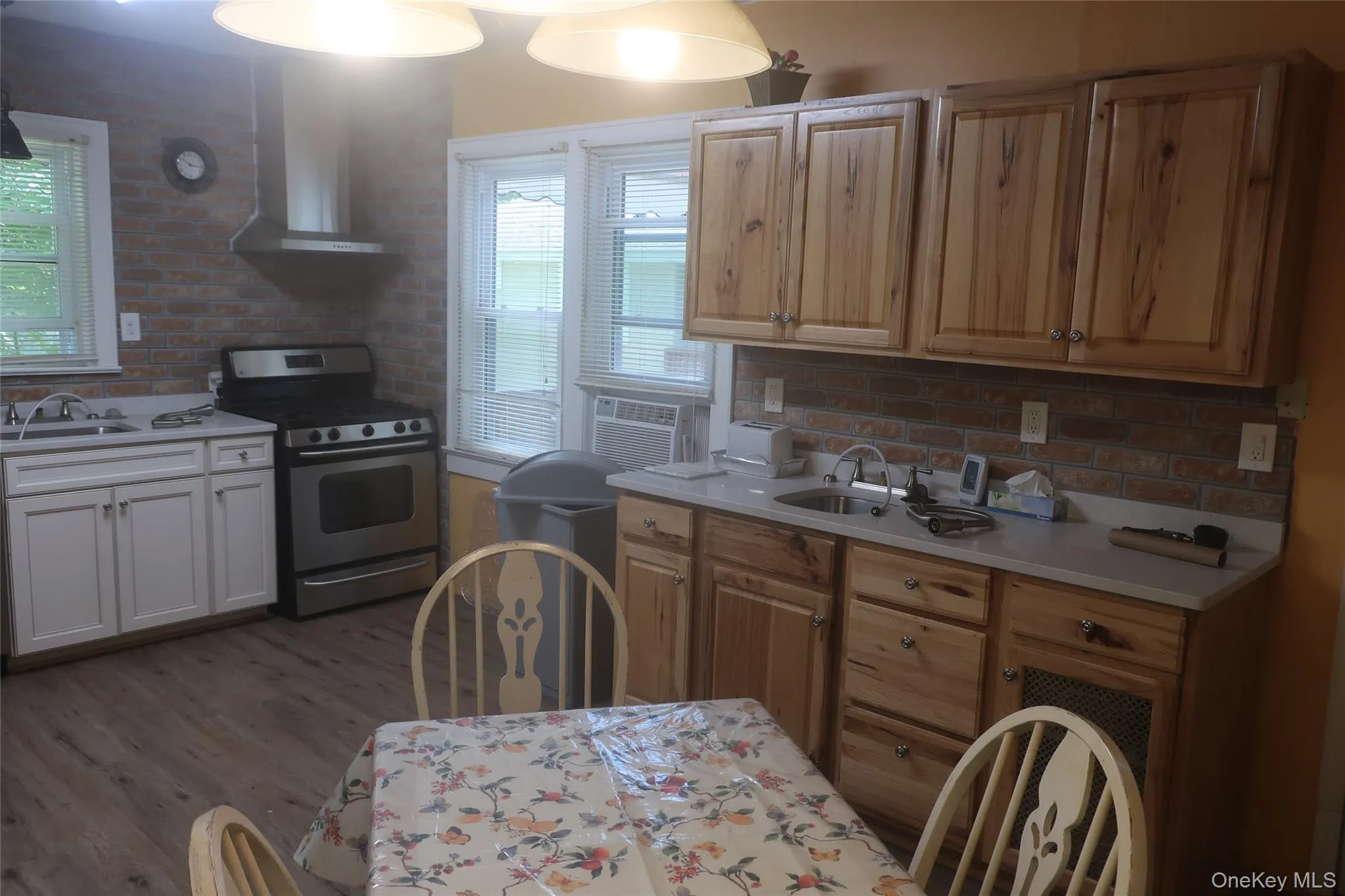 25 Lew Street, Fallsburg, NY, 8 Bedrooms Bedrooms, 13 Rooms Rooms,5 BathroomsBathrooms,Residential,For Rent,Lew,0,1024145 25 Lew Street, Fallsburg, NY, 8 Bedrooms Bedrooms, 13 Rooms Rooms,5 BathroomsBathrooms,Residential,For Rent,Lew,0,1024145