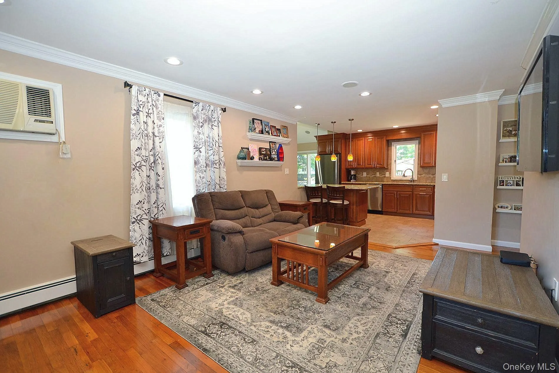82 Stahley Street, Islip, NY, 4 Bedrooms Bedrooms, 6 Rooms Rooms,3 BathroomsBathrooms,Residential,For Rent,Stahley,0,1024146 82 Stahley Street, Islip, NY, 4 Bedrooms Bedrooms, 6 Rooms Rooms,3 BathroomsBathrooms,Residential,For Rent,Stahley,0,1024146