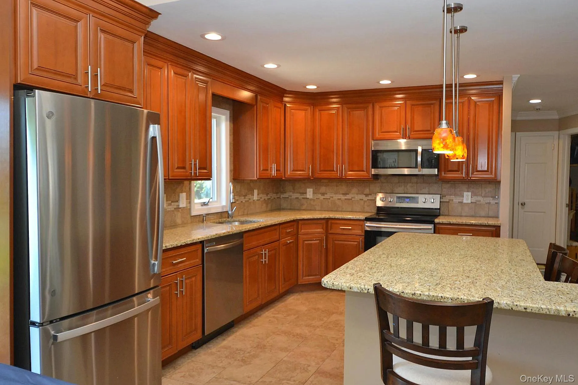 82 Stahley Street, Islip, NY, 4 Bedrooms Bedrooms, 6 Rooms Rooms,3 BathroomsBathrooms,Residential,For Rent,Stahley,0,1024146 82 Stahley Street, Islip, NY, 4 Bedrooms Bedrooms, 6 Rooms Rooms,3 BathroomsBathrooms,Residential,For Rent,Stahley,0,1024146