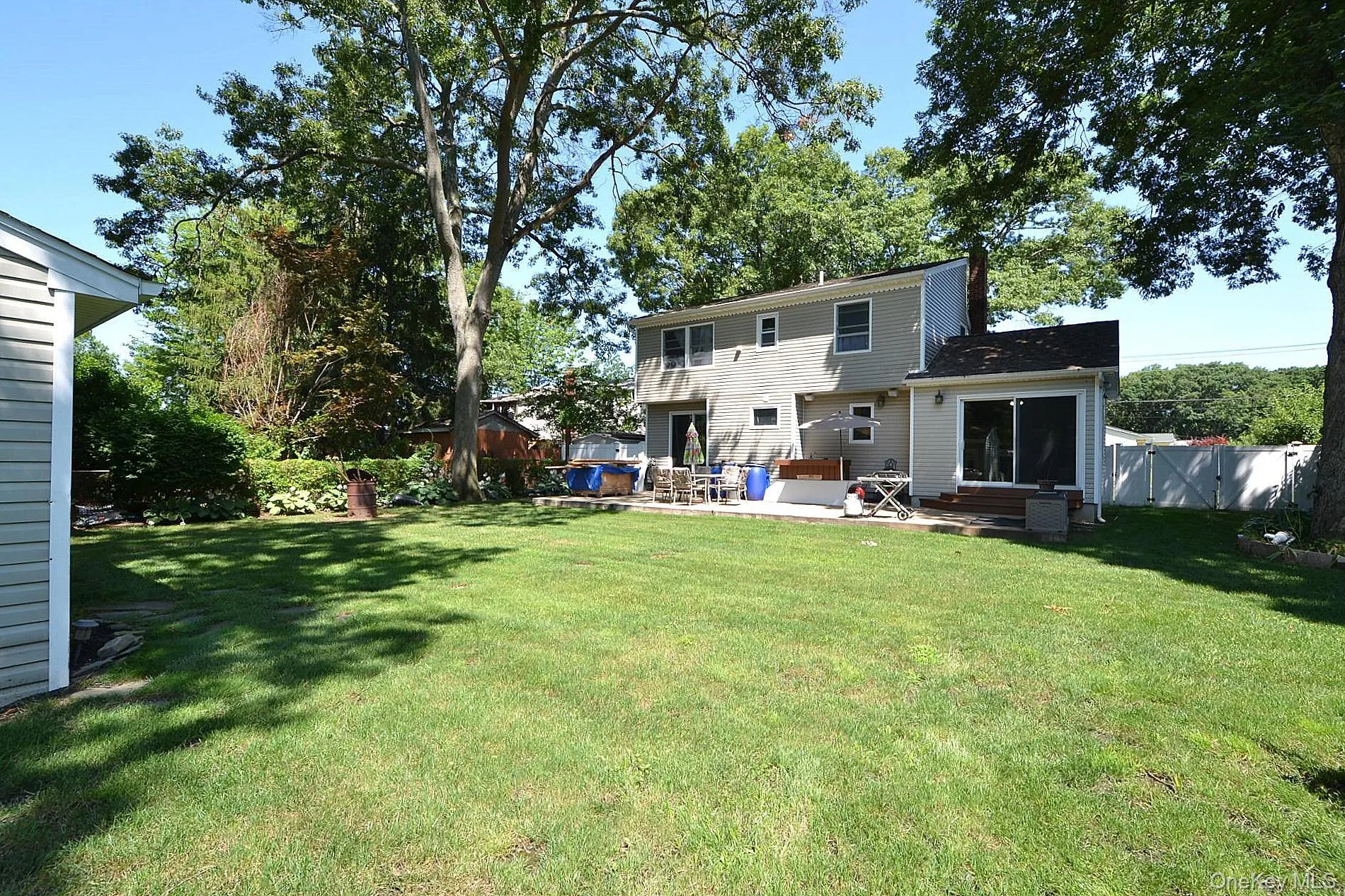 82 Stahley Street, Islip, NY, 4 Bedrooms Bedrooms, 6 Rooms Rooms,3 BathroomsBathrooms,Residential,For Rent,Stahley,0,1024146 82 Stahley Street, Islip, NY, 4 Bedrooms Bedrooms, 6 Rooms Rooms,3 BathroomsBathrooms,Residential,For Rent,Stahley,0,1024146