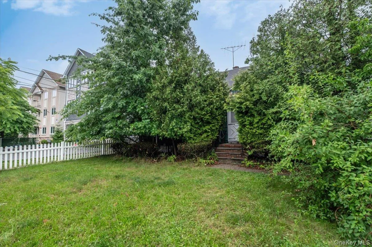 72 Twin Avenue, Ramapo, NY, 4 Bedrooms Bedrooms, 7 Rooms Rooms,2 BathroomsBathrooms,Residential,For Rent,Twin,0,1024151 72 Twin Avenue, Ramapo, NY, 4 Bedrooms Bedrooms, 7 Rooms Rooms,2 BathroomsBathrooms,Residential,For Rent,Twin,0,1024151