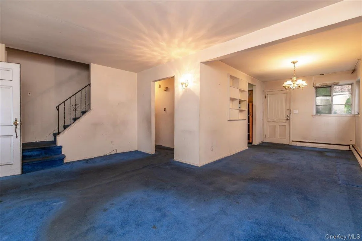 72 Twin Avenue, Ramapo, NY, 4 Bedrooms Bedrooms, 7 Rooms Rooms,2 BathroomsBathrooms,Residential,For Rent,Twin,0,1024151 72 Twin Avenue, Ramapo, NY, 4 Bedrooms Bedrooms, 7 Rooms Rooms,2 BathroomsBathrooms,Residential,For Rent,Twin,0,1024151