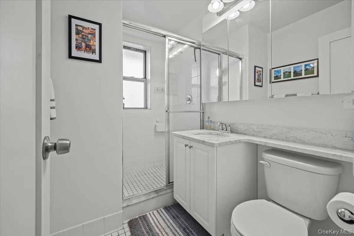 2500 Johnson Avenue, New York, NY, 2 Bedrooms Bedrooms, 4 Rooms Rooms,2 BathroomsBathrooms,Residential,For Rent,Johnson,0,1024153 2500 Johnson Avenue, New York, NY, 2 Bedrooms Bedrooms, 4 Rooms Rooms,2 BathroomsBathrooms,Residential,For Rent,Johnson,0,1024153