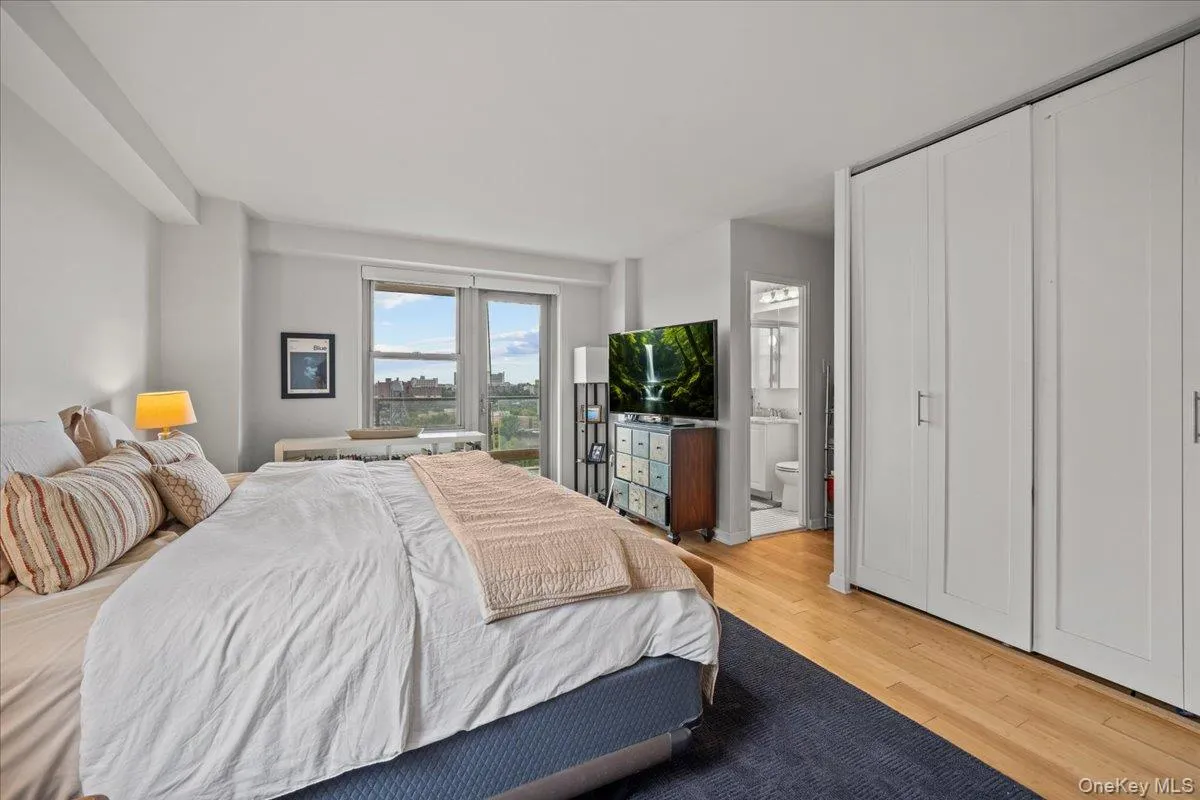 2500 Johnson Avenue, New York, NY, 2 Bedrooms Bedrooms, 4 Rooms Rooms,2 BathroomsBathrooms,Residential,For Rent,Johnson,0,1024153 2500 Johnson Avenue, New York, NY, 2 Bedrooms Bedrooms, 4 Rooms Rooms,2 BathroomsBathrooms,Residential,For Rent,Johnson,0,1024153