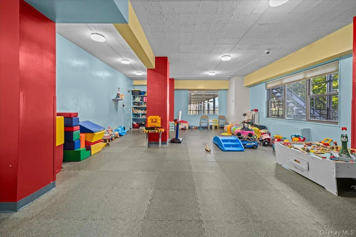 2500 Johnson Avenue, New York, NY, 2 Bedrooms Bedrooms, 4 Rooms Rooms,2 BathroomsBathrooms,Residential,For Rent,Johnson,0,1024153 2500 Johnson Avenue, New York, NY, 2 Bedrooms Bedrooms, 4 Rooms Rooms,2 BathroomsBathrooms,Residential,For Rent,Johnson,0,1024153