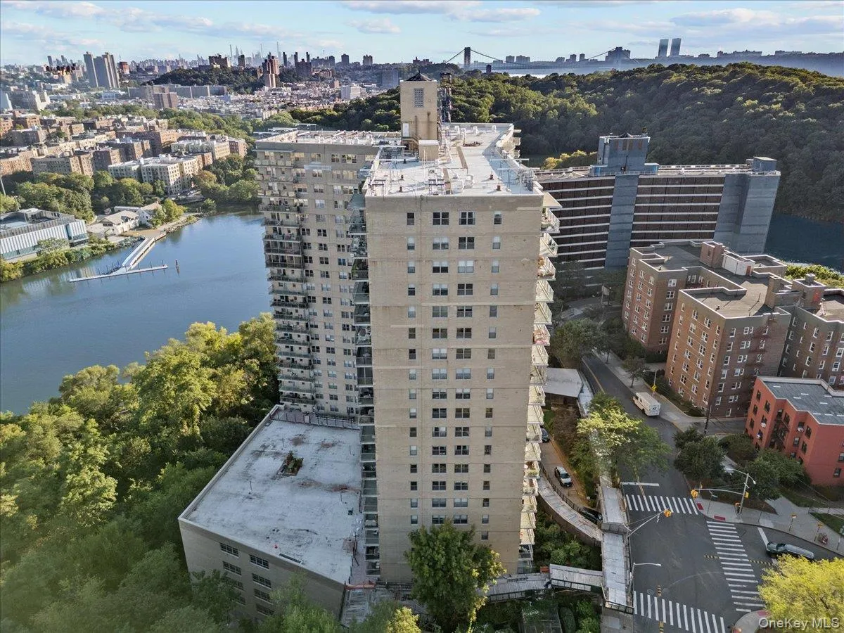 2500 Johnson Avenue, New York, NY, 2 Bedrooms Bedrooms, 4 Rooms Rooms,2 BathroomsBathrooms,Residential,For Rent,Johnson,0,1024153 2500 Johnson Avenue, New York, NY, 2 Bedrooms Bedrooms, 4 Rooms Rooms,2 BathroomsBathrooms,Residential,For Rent,Johnson,0,1024153