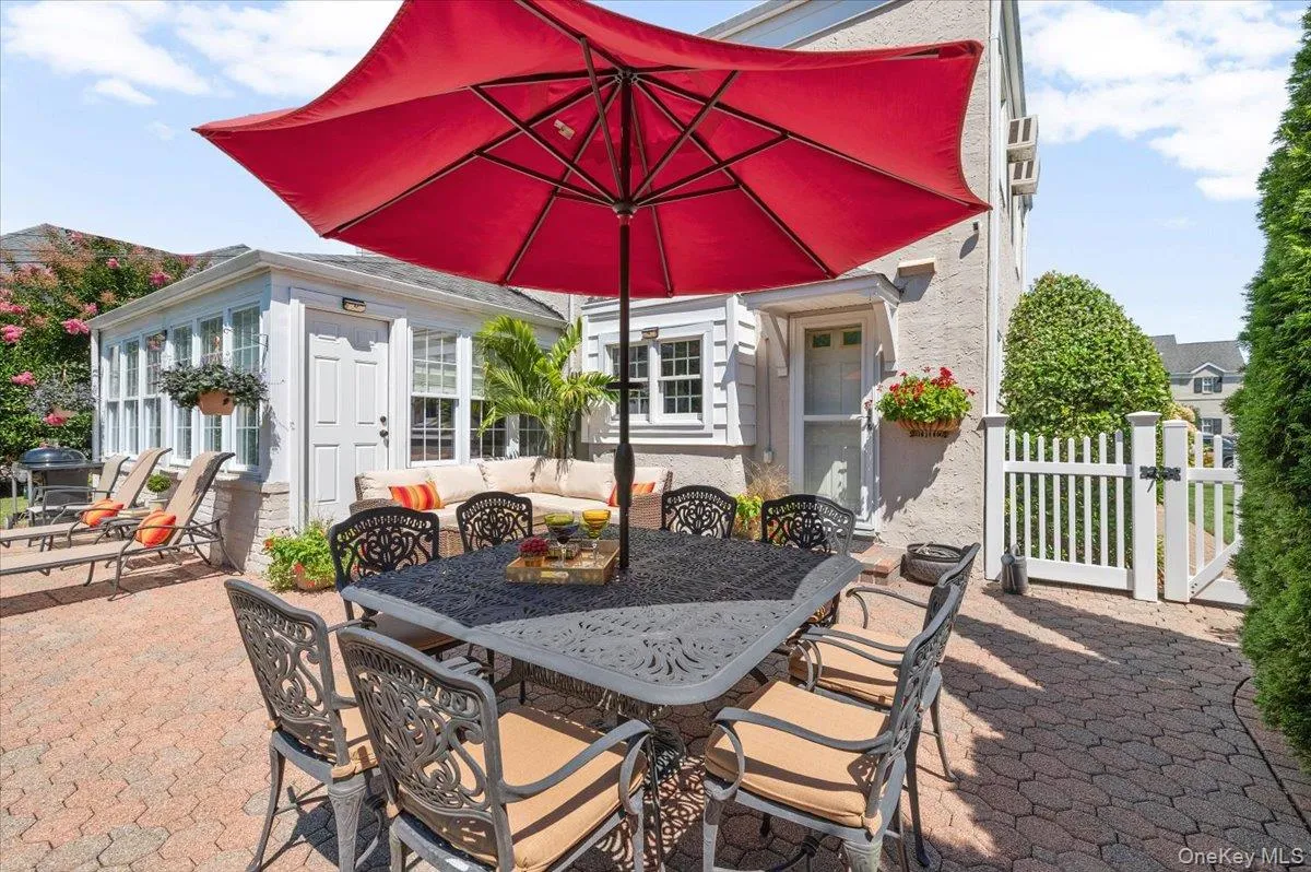 96 Huntington Road, Hempstead, NY, 3 Bedrooms Bedrooms, 7 Rooms Rooms,1 BathroomBathrooms,Residential,For Rent,Huntington,0,1024155 96 Huntington Road, Hempstead, NY, 3 Bedrooms Bedrooms, 7 Rooms Rooms,1 BathroomBathrooms,Residential,For Rent,Huntington,0,1024155