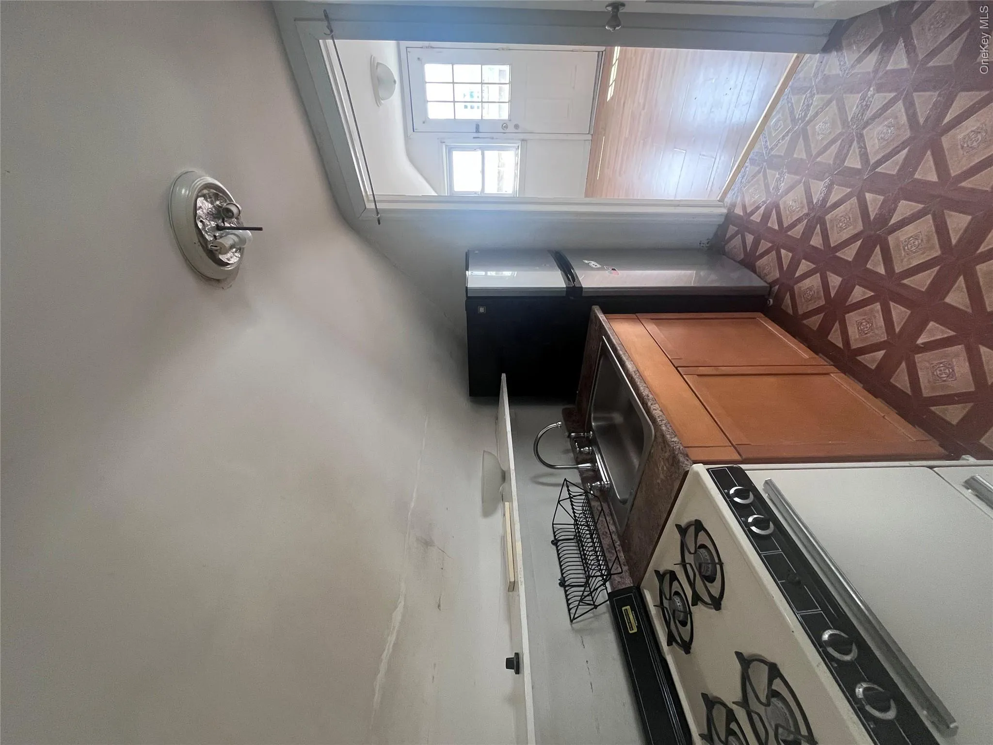 225 Market Street, Long Beach, NY, 1 Bedroom Bedrooms, 3 Rooms Rooms,1 BathroomBathrooms,Residential Lease,For Rent,Market,0,1024156 225 Market Street, Long Beach, NY, 1 Bedroom Bedrooms, 3 Rooms Rooms,1 BathroomBathrooms,Residential Lease,For Rent,Market,0,1024156