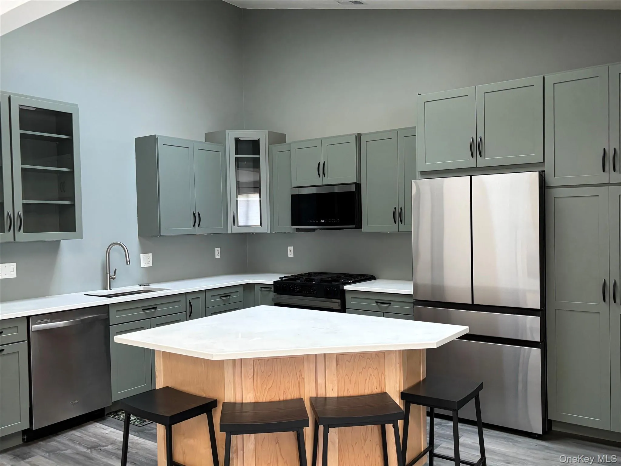Beautifully updated kitchen Beautifully updated kitchen