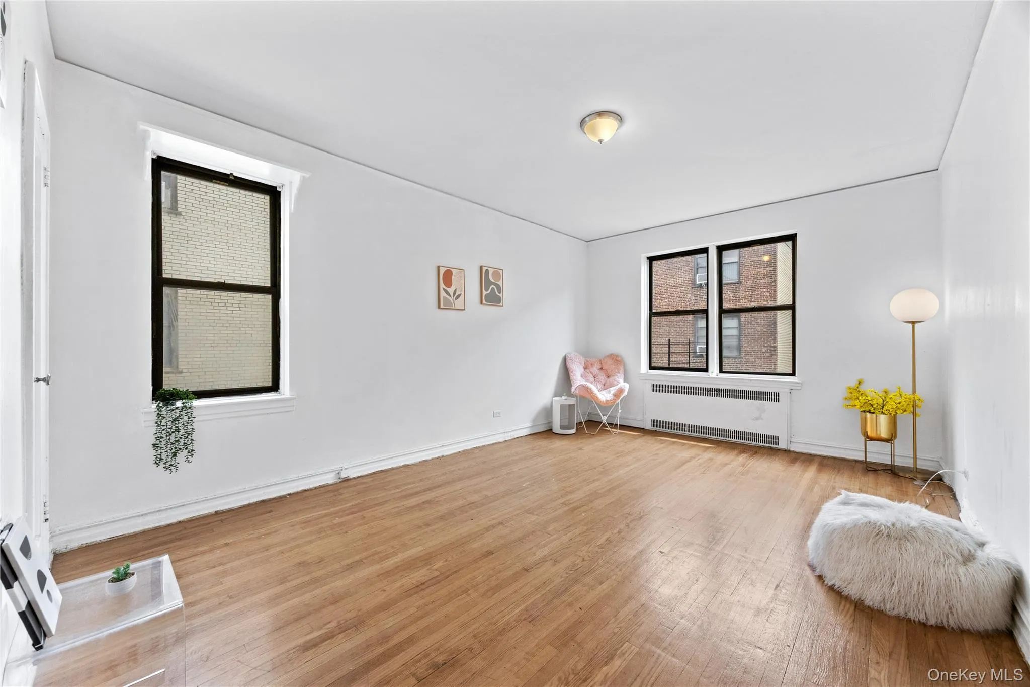 35-35 75th Street, New York, NY, 1 Bedroom Bedrooms, 4 Rooms Rooms,1 BathroomBathrooms,Residential,For Rent,75th,0,1024159 35-35 75th Street, New York, NY, 1 Bedroom Bedrooms, 4 Rooms Rooms,1 BathroomBathrooms,Residential,For Rent,75th,0,1024159