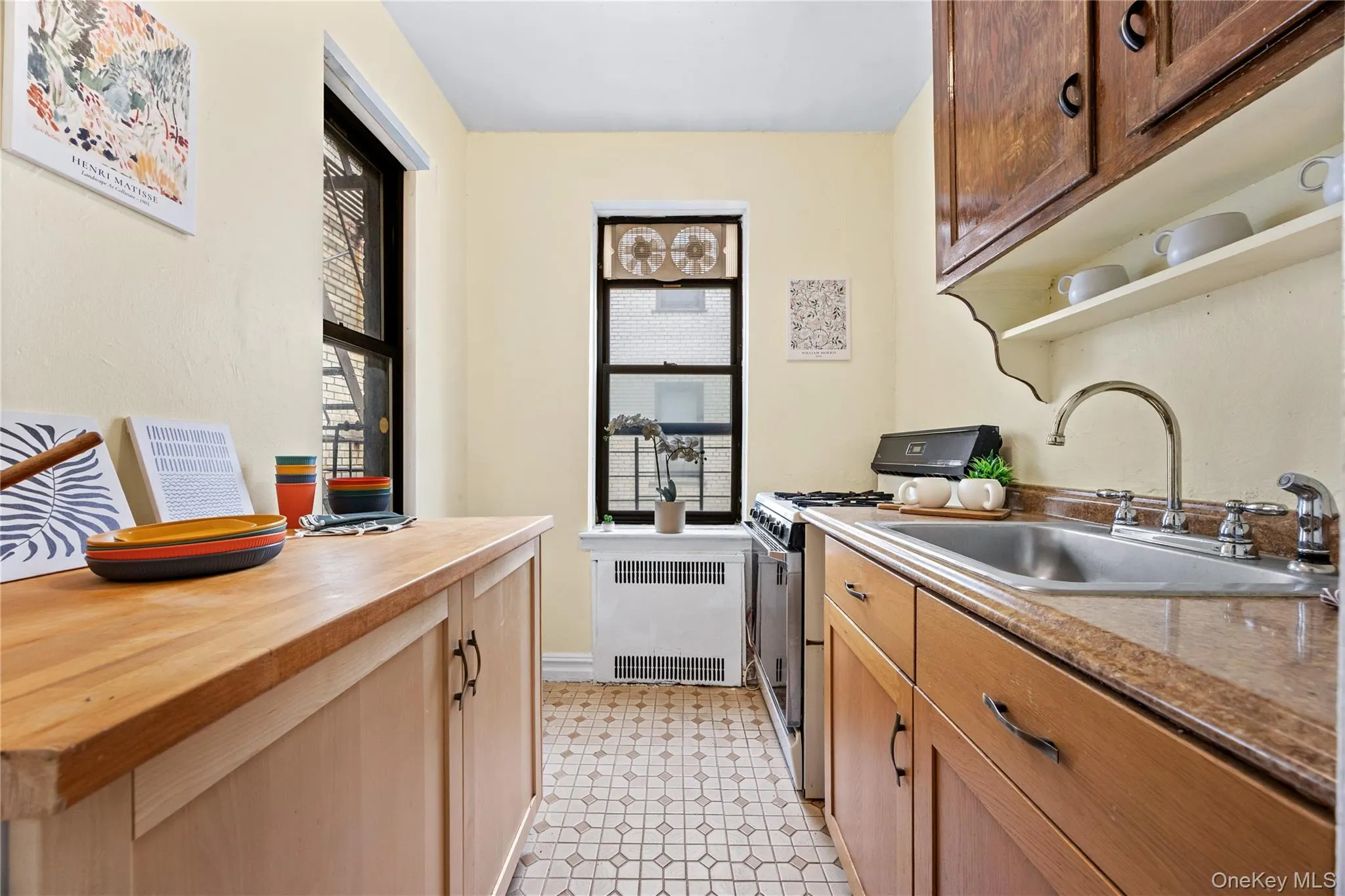 35-35 75th Street, New York, NY, 1 Bedroom Bedrooms, 4 Rooms Rooms,1 BathroomBathrooms,Residential,For Rent,75th,0,1024159 35-35 75th Street, New York, NY, 1 Bedroom Bedrooms, 4 Rooms Rooms,1 BathroomBathrooms,Residential,For Rent,75th,0,1024159