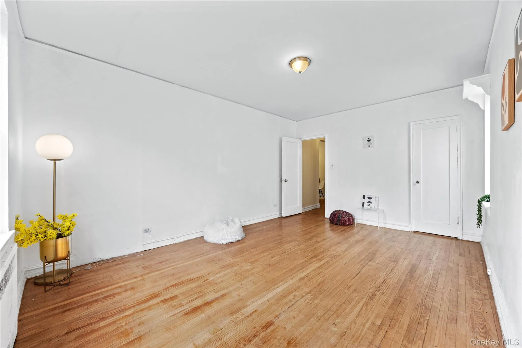 35-35 75th Street, New York, NY, 1 Bedroom Bedrooms, 4 Rooms Rooms,1 BathroomBathrooms,Residential,For Rent,75th,0,1024159 35-35 75th Street, New York, NY, 1 Bedroom Bedrooms, 4 Rooms Rooms,1 BathroomBathrooms,Residential,For Rent,75th,0,1024159