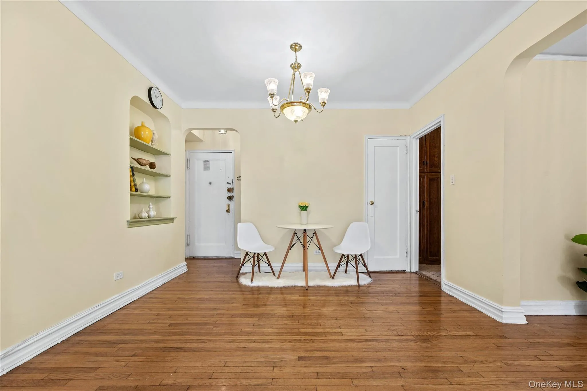 35-35 75th Street, New York, NY, 1 Bedroom Bedrooms, 4 Rooms Rooms,1 BathroomBathrooms,Residential,For Rent,75th,0,1024159 35-35 75th Street, New York, NY, 1 Bedroom Bedrooms, 4 Rooms Rooms,1 BathroomBathrooms,Residential,For Rent,75th,0,1024159