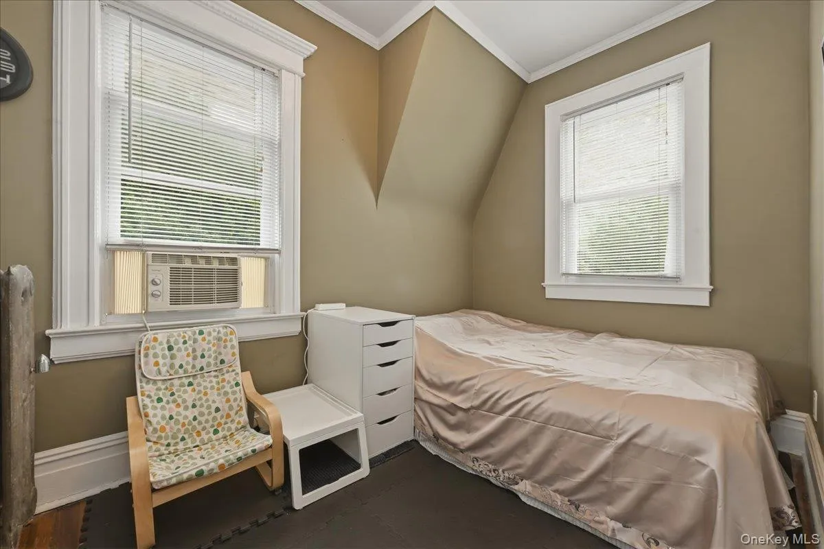 991 Cottage Place, Hempstead, NY, 3 Bedrooms Bedrooms, 7 Rooms Rooms,1 BathroomBathrooms,Residential,For Rent,Cottage,0,1024162 991 Cottage Place, Hempstead, NY, 3 Bedrooms Bedrooms, 7 Rooms Rooms,1 BathroomBathrooms,Residential,For Rent,Cottage,0,1024162