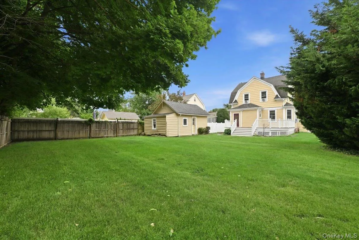 991 Cottage Place, Hempstead, NY, 3 Bedrooms Bedrooms, 7 Rooms Rooms,1 BathroomBathrooms,Residential,For Rent,Cottage,0,1024162 991 Cottage Place, Hempstead, NY, 3 Bedrooms Bedrooms, 7 Rooms Rooms,1 BathroomBathrooms,Residential,For Rent,Cottage,0,1024162