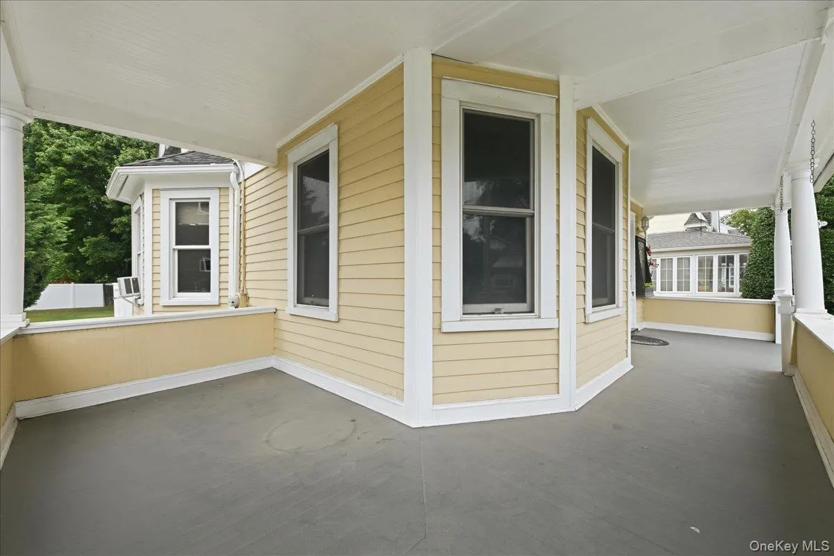 991 Cottage Place, Hempstead, NY, 3 Bedrooms Bedrooms, 7 Rooms Rooms,1 BathroomBathrooms,Residential,For Rent,Cottage,0,1024162 991 Cottage Place, Hempstead, NY, 3 Bedrooms Bedrooms, 7 Rooms Rooms,1 BathroomBathrooms,Residential,For Rent,Cottage,0,1024162